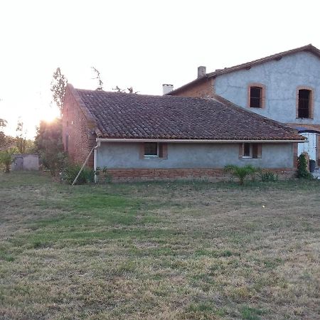 Charmante Dependance En Campagne Samatan Exterior foto